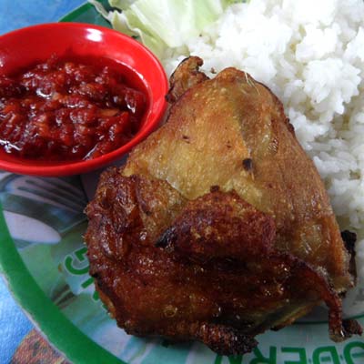 Nasi Ayam Goreng Paha Atas Warung Makan Sekar Gambar 1