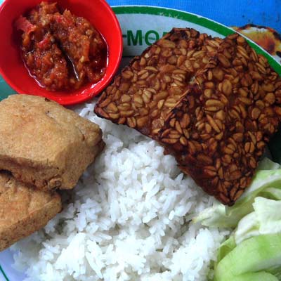 Nasi Tempe Tahu Warung Makan Sekar Gambar 1