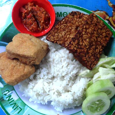 Nasi Tempe Tahu Warung Makan Sekar Gambar 2