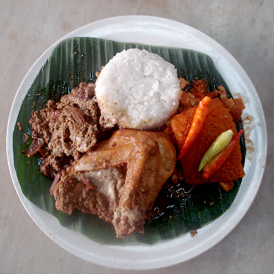 Nasi Gudeg Krecek Dada Sayap Bu lies Gambar 1