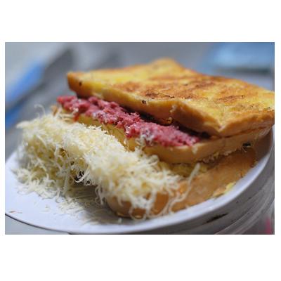 Roti Bakar Spesial Corteju Corned Telur Keju Beverly Hills Varian Roti Gandum Gambar 1